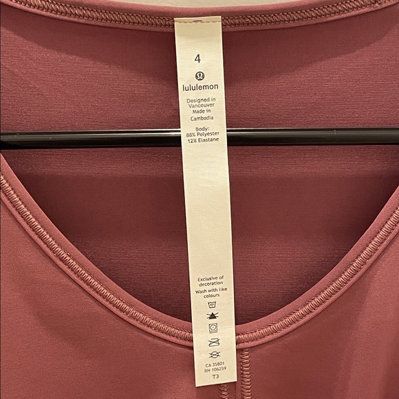 Lululemon Athletica Do the Daily Twist Front Crop Top Size 4 - Picture 3 of 11